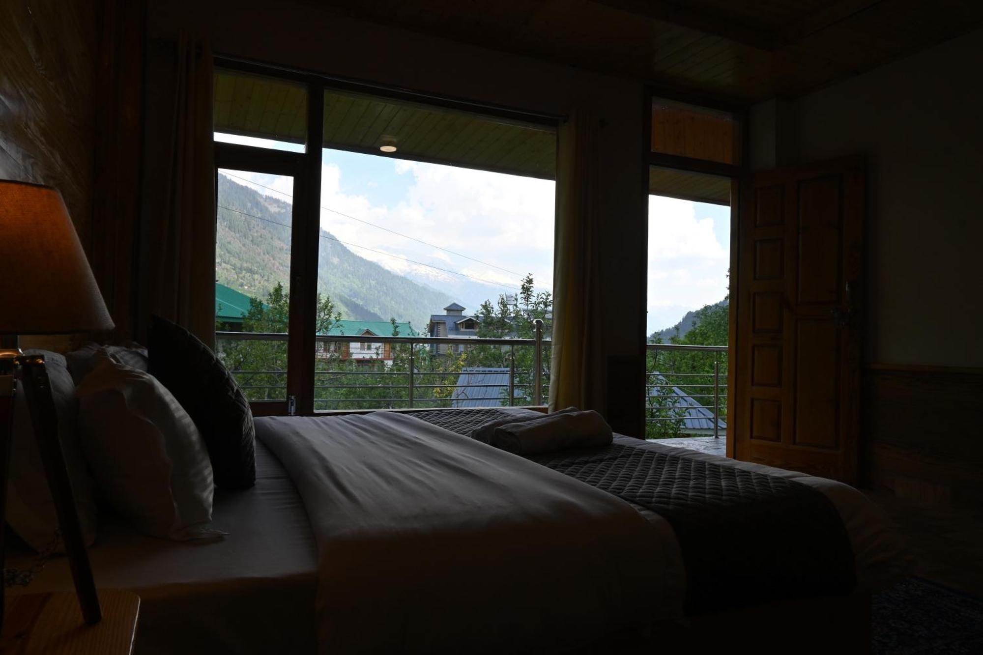 Cascade Mountain Retreat Manali Bed and Breakfast Exteriör bild