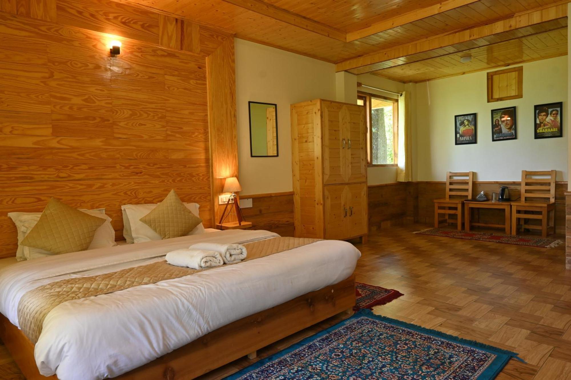Cascade Mountain Retreat Manali Bed and Breakfast Exteriör bild